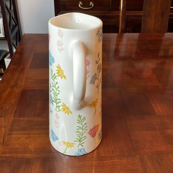Floral Pitcher Flower Vase - Picture 2 of 8